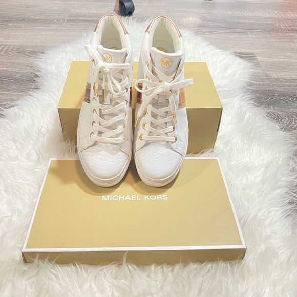 Michael Kors canvas leather mix sneakers. 6M. Used - Picture 1 of 10